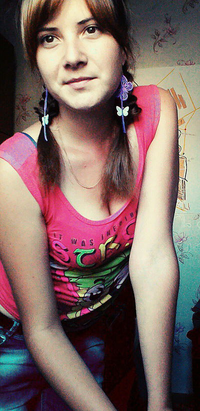 Оленька Никифорова