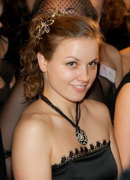 Алёна Добронравова