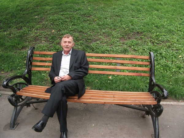 Юрий Переселенцев