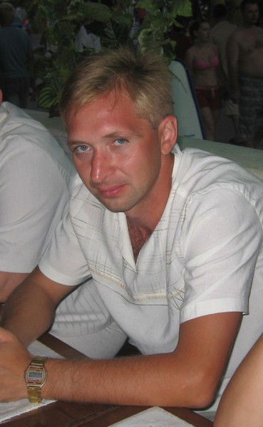 Александр Хрусталев