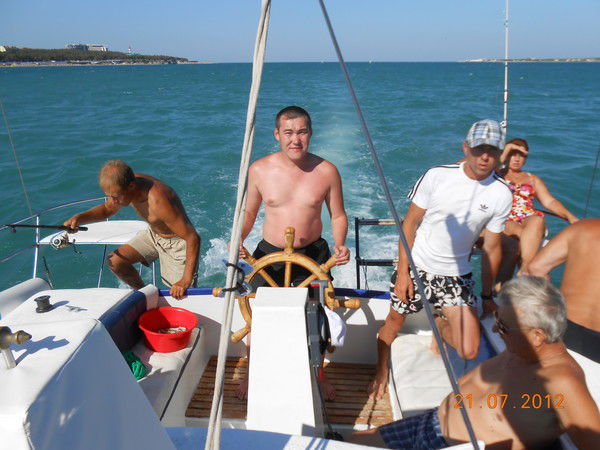 Альберт Сурин