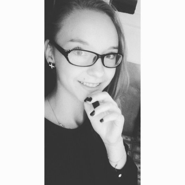 Полина Микерова