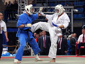 Артур Артур