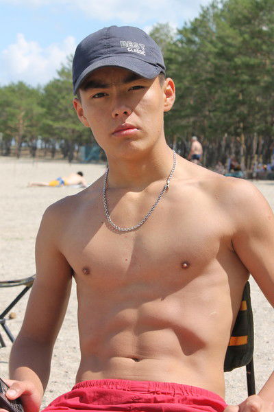 [Ara} Kabdolov{Arman]