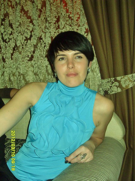 Елена Ли