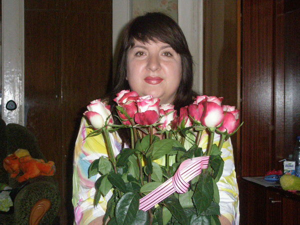 Лариса Попова