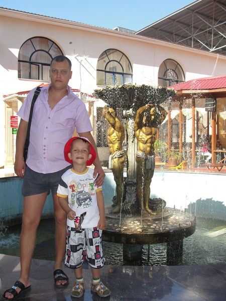 Олег Усманов