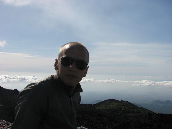 Гусаков Роман