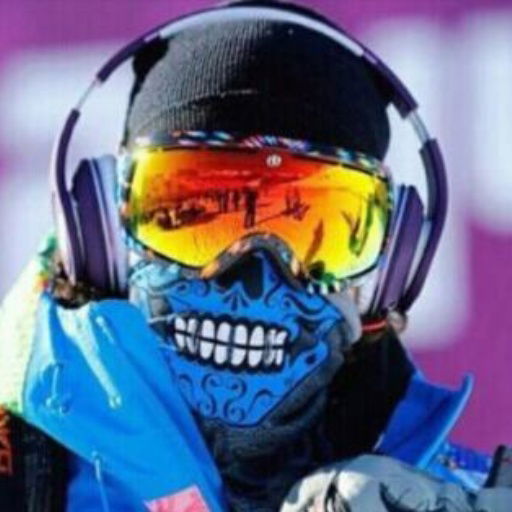 Максим Белых