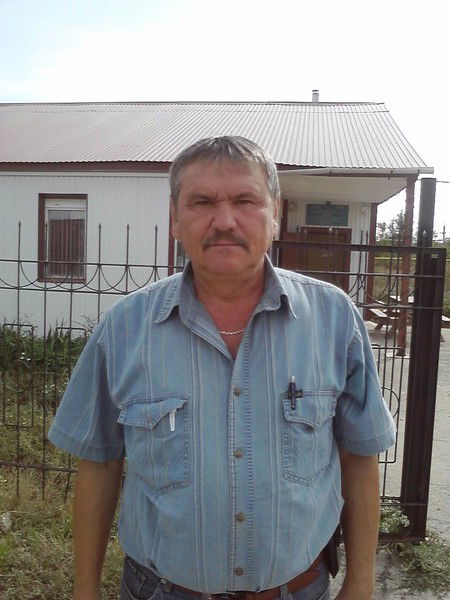 Юрий Лановой