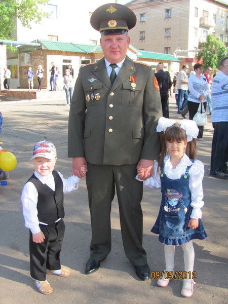 Дмитрий Серебренников