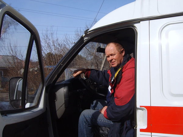 Виктор Саратов