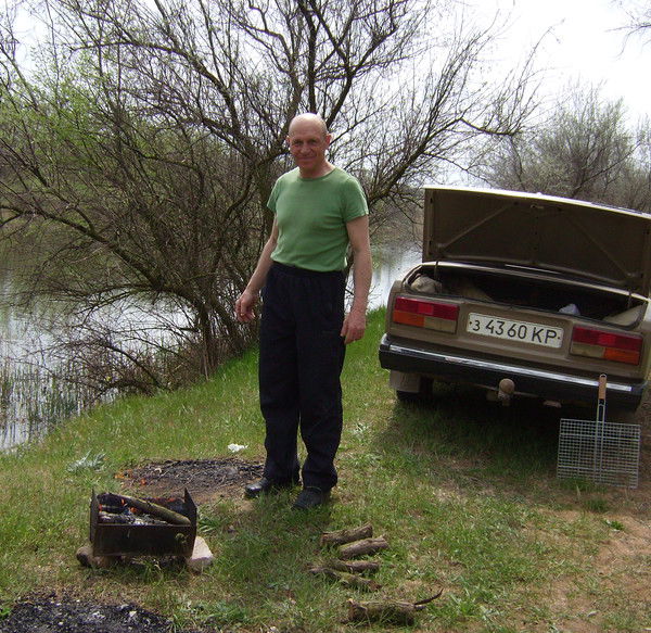 Юрий Ефремов