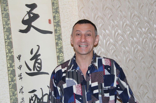 Алимжан Хусяинов