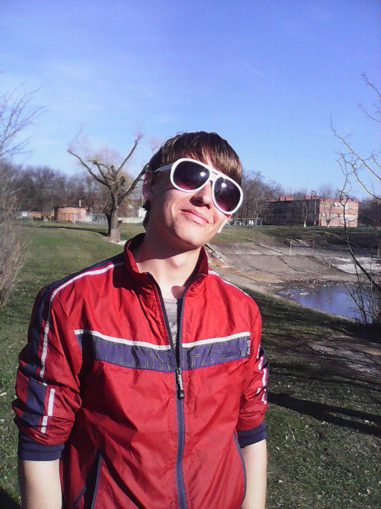 Павел Емельянцев