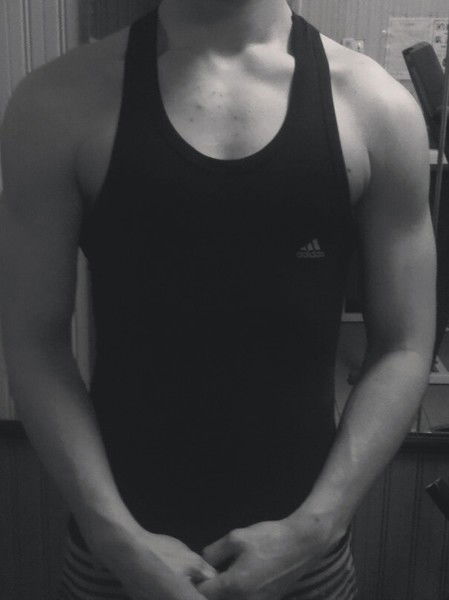 Парень _)) Прикольный _))