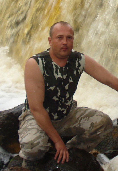 Александр Бурый