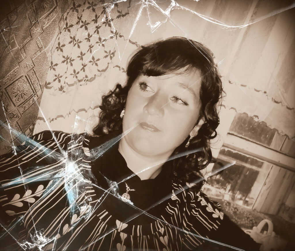 Анна Ворошилова