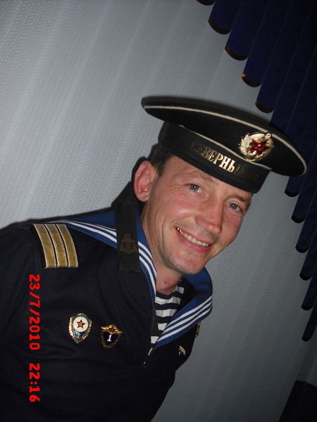 Игорь Попов