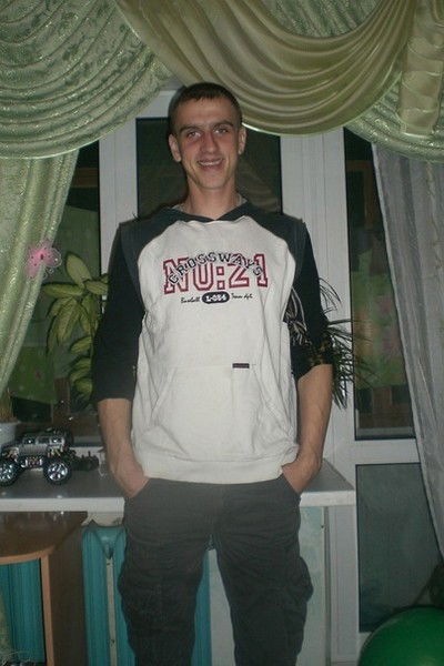 Олег Шауров