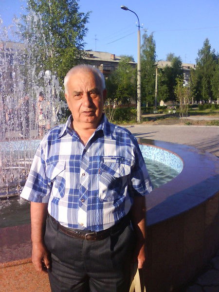 Александр Васильев