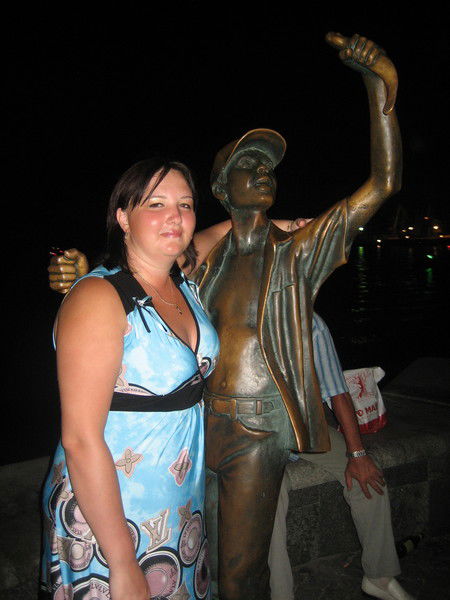 Елена Максимова