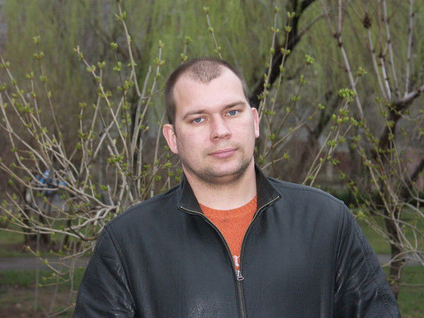 Владимир Томарев