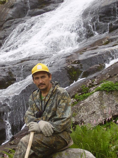 .юрий Тропин