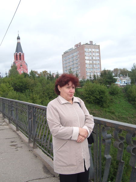 Елена Бухарина