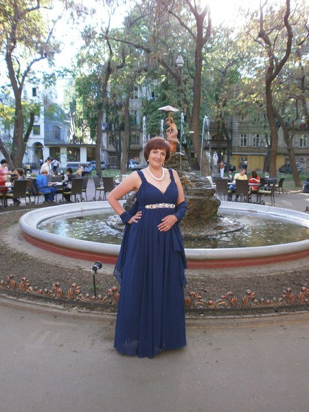 Лариса Адаменко