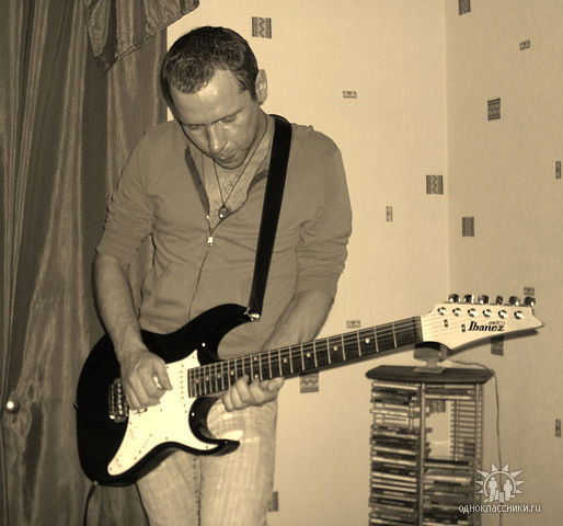 Алексей Звёздов