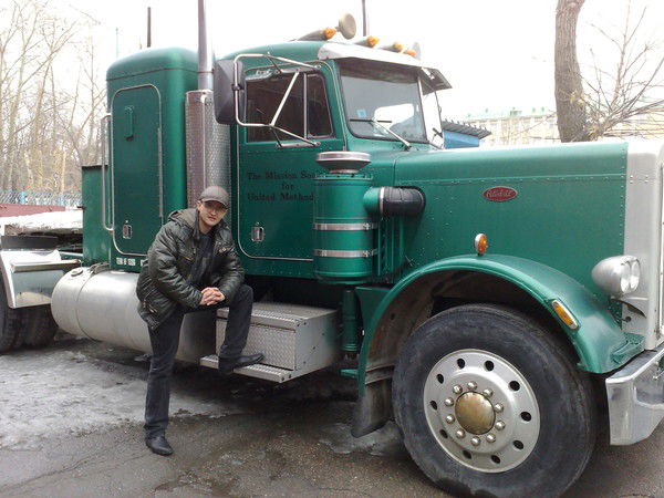 Андрей Петренко