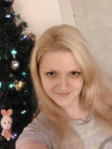 Анастасия Кейвсар