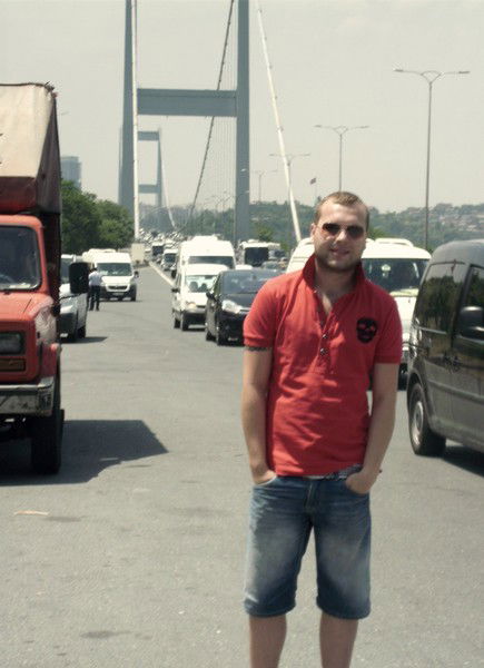 Женя Гусейнов