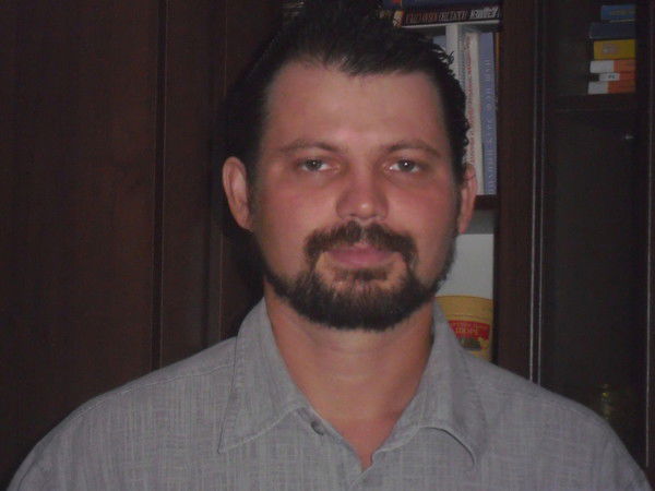 Руслан Ахметьянов