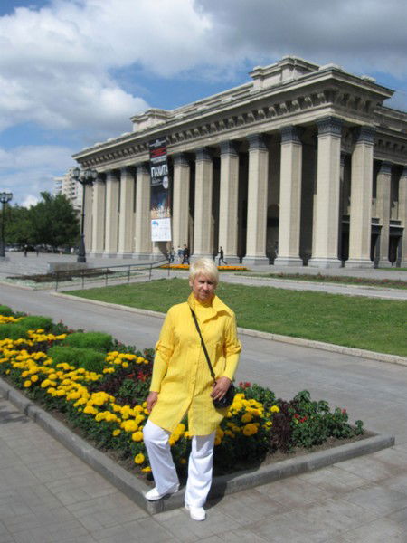 Людмила Горнакова