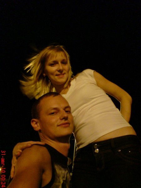 Оля Захарова