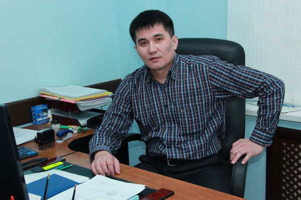 Дулат Шарипов