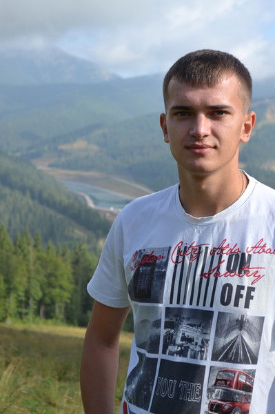 Коля Мокрик