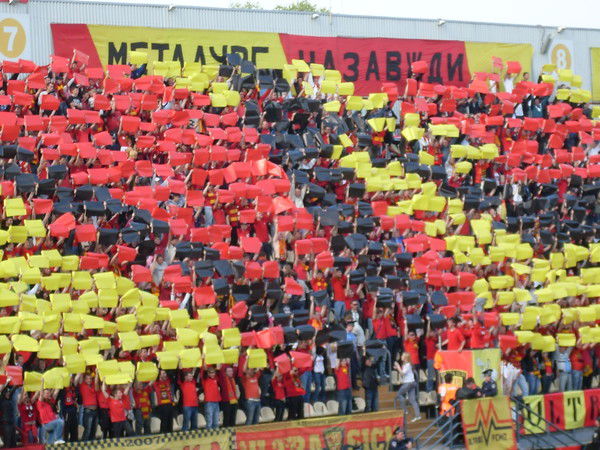 Артем Мазур