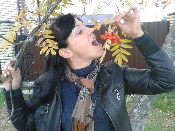 Анна Иккерт