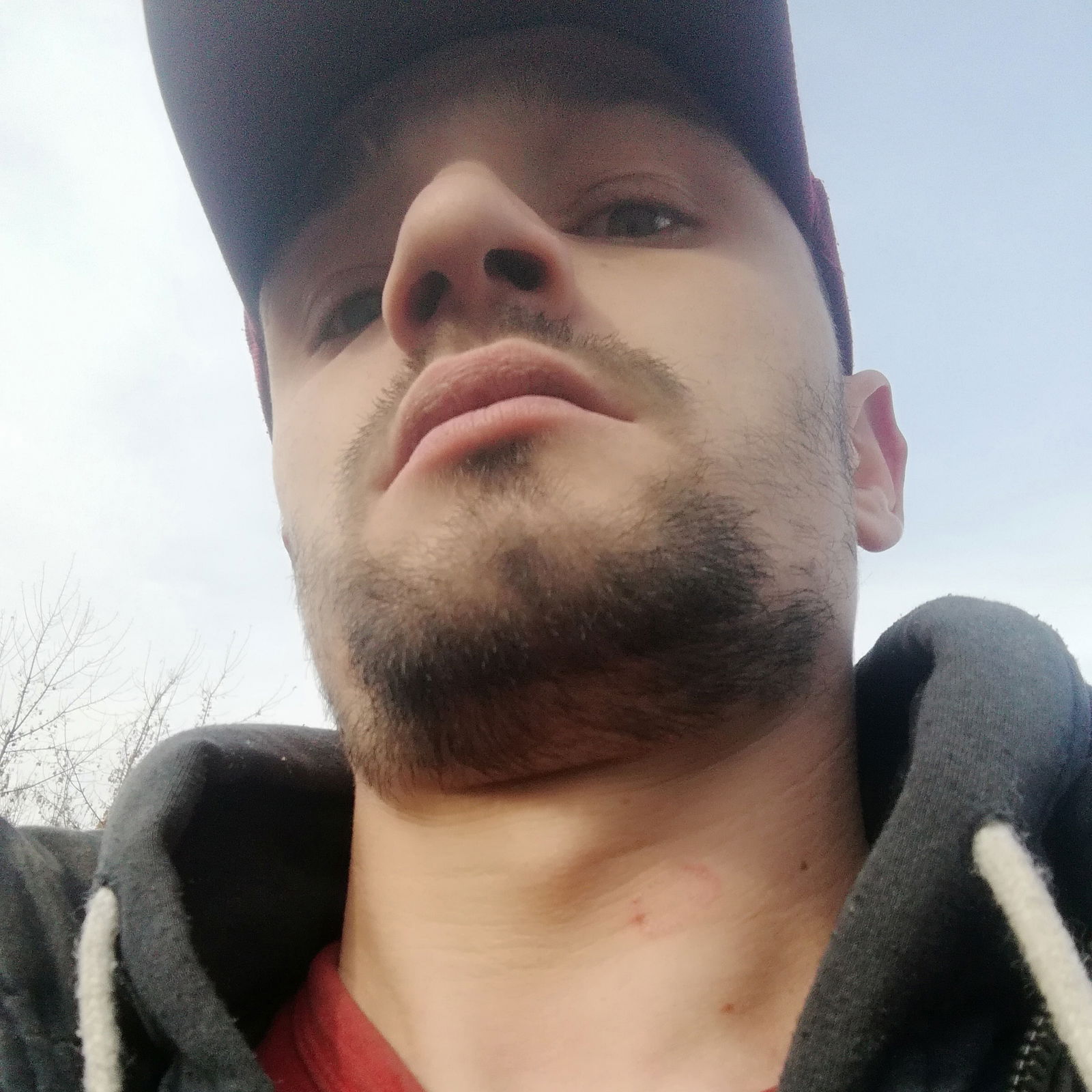 Андрей Устинов