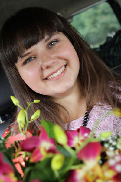 Анюша Божок