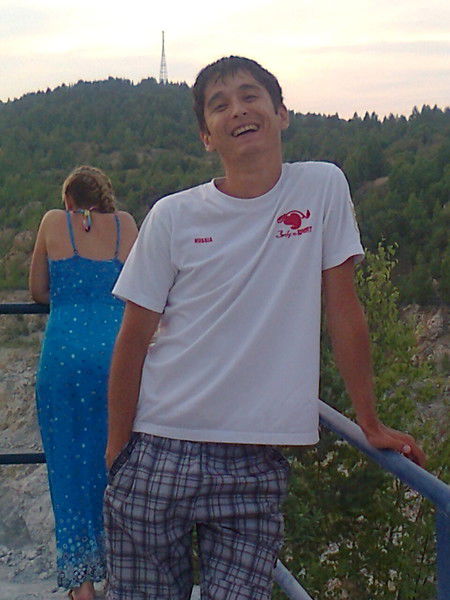 Андрей Курегешев