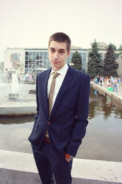 Артем Шаповал