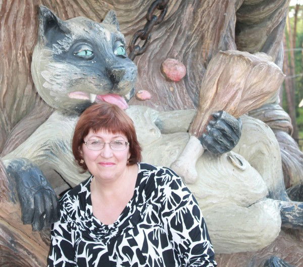 Елена Хаустова