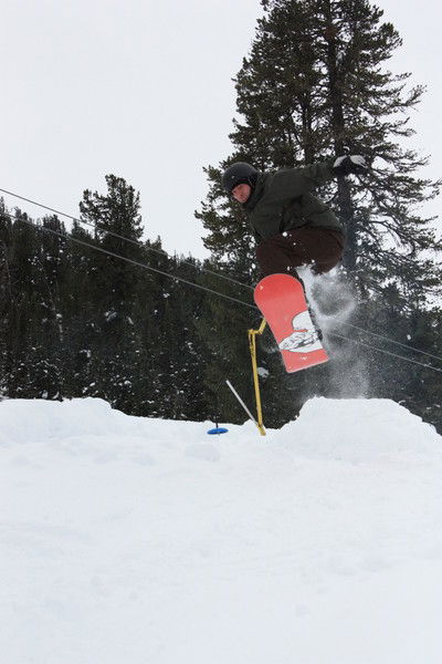 Илья Манжосов