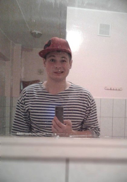 Максим Лапунов