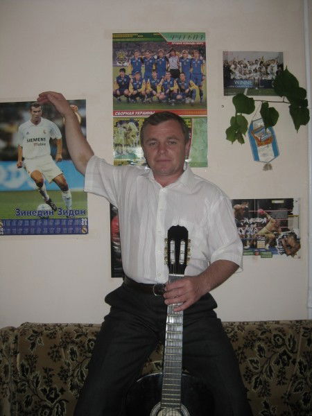 Леонид Власюк