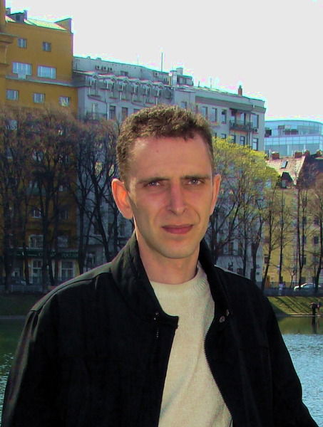 Максим Артюхов